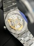 Dong-Ho-Audemars-Piguet-Royal-Oak-15500ST-Mat-Den-APS-Factory-41mm-3.jpg