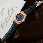 Dong-Ho-Audemars-Piguet-Rep-11-15510R-Royal-Oak-50th-Anniversary-Boc-Vang-That-Mat-Xanh-Blue-Day-Da-41mm-8.jpg