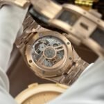 Dong-Ho-Audemars-Piguet-Rep-11-Royal-Oak-Selfwinding-Flying-Tourbillon-26730-Mat-Xanh-Khoi-Vo-Ma-Vang-Hong-41mm-1.jpg