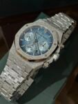 Dong-Ho-Audemars-Piguet-Replica-11-Royal-Oak-26331BC-Frosted-Gold-5.jpg