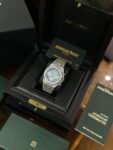 Dong-Ho-Audemars-Piguet-Replica-11-Royal-Oak-26331BC-Frosted-Gold-5.jpg