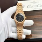 Dong-Ho-Audemars-Piguet-Replica-11-Royal-Oak-67653OR-Nu-May-Pin-34mm-6.jpg