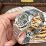 Dong-Ho-Audemars-Piguet-Replica-11-Royal-Oak-Jumbo-Extra-thin-Openworked-16204-Mat-Lo-Co-Mau-Trang-Nha-May-ZF-39mm-1.jpg