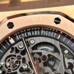 Dong-Ho-Audemars-Piguet-Royal-Oak-15407-Rose-Gold-Replica-11-APS-41mm-2.jpg