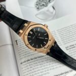 Dong-Ho-Audemars-Piguet-Royal-Oak-15500OR-Boc-Vang-Hong-Day-Da-Den-41mm-2.jpg