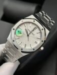 Dong-Ho-Audemars-Piguet-Royal-Oak-15500ST-Mat-Trang-APS-41mm-2.jpg