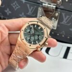 Dong-Ho-Audemars-Piguet-Royal-Oak-26240-Ma-Vang-Hong-Rep-11-Mat-Xanh-La-Cay-APS-41mm-2.jpg