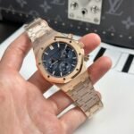 Dong-Ho-Audemars-Piguet-Royal-Oak-26240-Replica-11-Mau-Vang-Hong-Mat-Xanh-Blue-APS-41mm-6.jpg