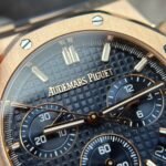 Dong-Ho-Audemars-Piguet-Royal-Oak-26240-Replica-11-Mau-Vang-Hong-Mat-Xanh-Blue-APS-41mm-6.jpg