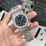 Dong-Ho-Audemars-Piguet-Royal-Oak-26240ST-Mat-Den-May-Mong-New-2025-41mm-6.jpg