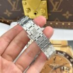 Dong-Ho-Audemars-Piguet-Royal-Oak-77450-Fake-Cao-Cap-Mat-Tiffany-Day-Kim-Loai-Xuong-OM-34mm-11.jpg