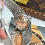 Dong-Ho-Audemars-Piguet-Royal-Oak-77450-Fake-Cao-Cap-Mat-Tiffany-Day-Kim-Loai-Xuong-OM-34mm-11.jpg