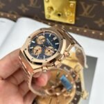 Dong-Ho-Audemars-Piguet-Royal-Oak-Chronograph-26239-Rep-11-Mat-Xanh-Blue-May-Mong-New-2025-APS-41mm-2.jpg