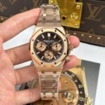 Dong-Ho-Audemars-Piguet-Royal-Oak-Chronograph-26239-Replica-11-Mat-Nau-May-Mong-New-2025-APS-41mm-2.jpg