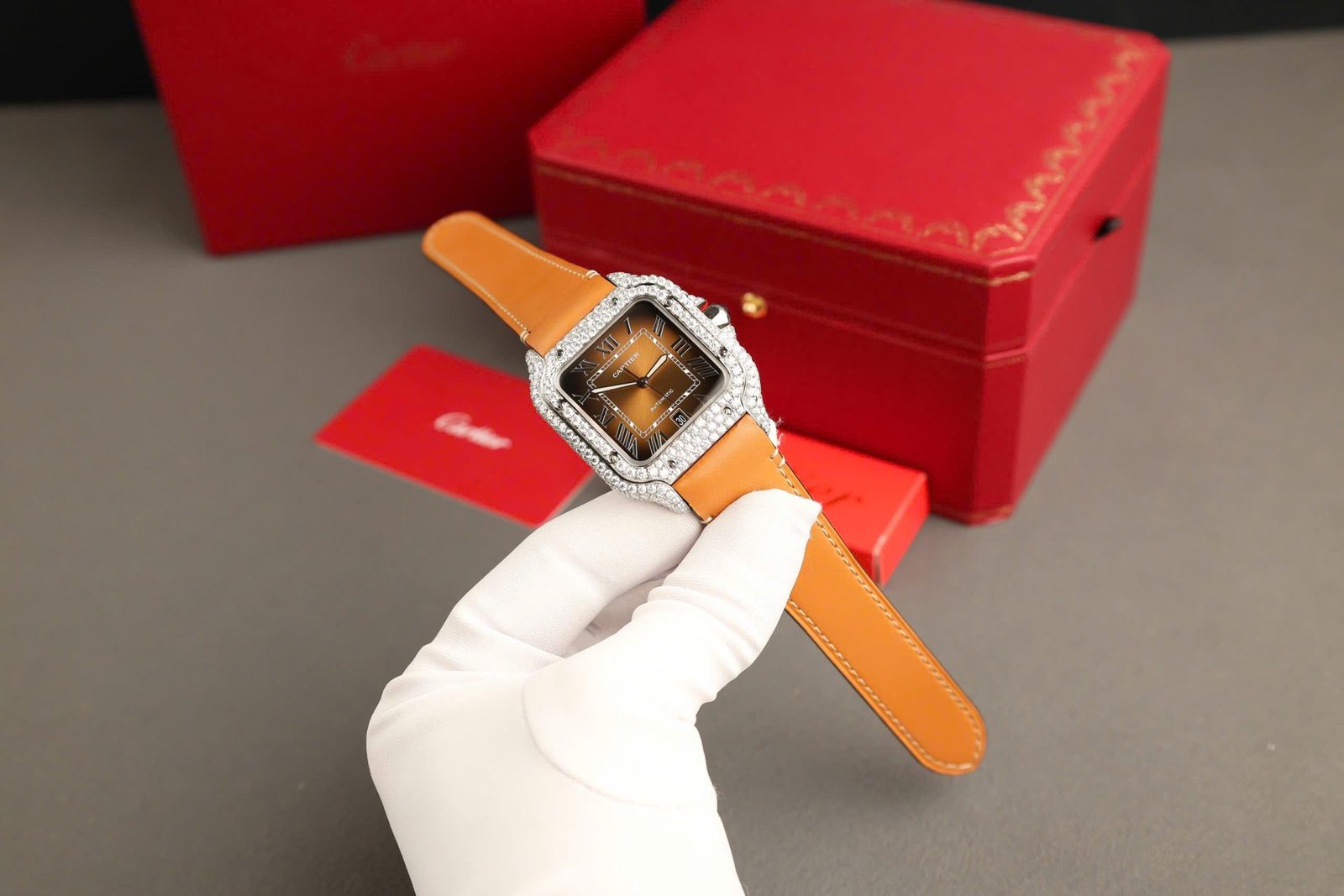 Dong-Ho-Cartier-Santos-Mat-Nau-Che-Tac-Dinh-Kim-Cuong-Moissanite-Nha-May-BV-39-4.jpg