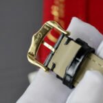 Dong-Ho-Cartier-Tank-Replica-11-Nu-May-Pin-Day-Da-Nha-May-AF-337×255mm-2.jpg