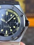 Dong-Ho-Nam-Audemars-Piguet-Replica-11-Royal-Oak-Offshore-15720ST-Mau-Den-Xuong-APS-42mm-1.jpg