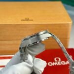 Dong-Ho-Nam-Omega-Che-Tac-Seamaster-Planet-Ocean-6000M-Ultra-Deep-Nha-May-VS-45-11.jpg