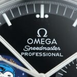 Dong-Ho-Omega-Replica-11-Speedmaster-Silver-Snoopy-Phien-Ban-Ky-Niem-50-Nam-Mat-Den-New-2025-42mm-2.jpg