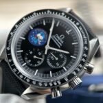 Dong-Ho-Omega-Replica-11-Speedmaster-Silver-Snoopy-Phien-Ban-Ky-Niem-50-Nam-Mat-Den-New-2025-42mm-2.jpg
