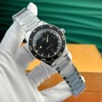 Dong-Ho-Omega-Seamaster-300-Heritage-Replica-1-1-Mat-Den-Day-Kim-Loai-Xuong-VS-41mm-1.jpg