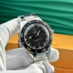 Dong-Ho-Omega-Seamaster-300-Heritage-Replica-1-1-Mat-Den-Day-Kim-Loai-Xuong-VS-41mm-1.jpg