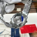 Dong-Ho-Omega-Replica-11-Seamaster-Diver-300M-Chronograph-Mat-Xanh-Blue-N1-Factory-44mm-6.jpg