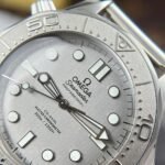 Dong-Ho-Omega-Seamaster-Diver-300m-Replica-11-Mau-Xam-Xuong-VS-42mm-12.jpg