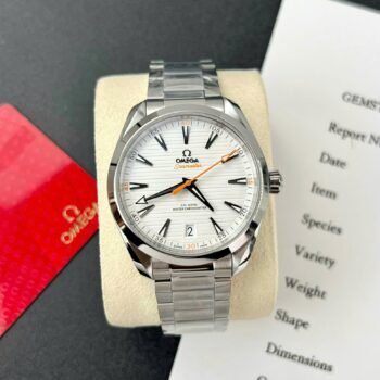 Omega Seamaster replica watches: white dial vs. 40mm factory case